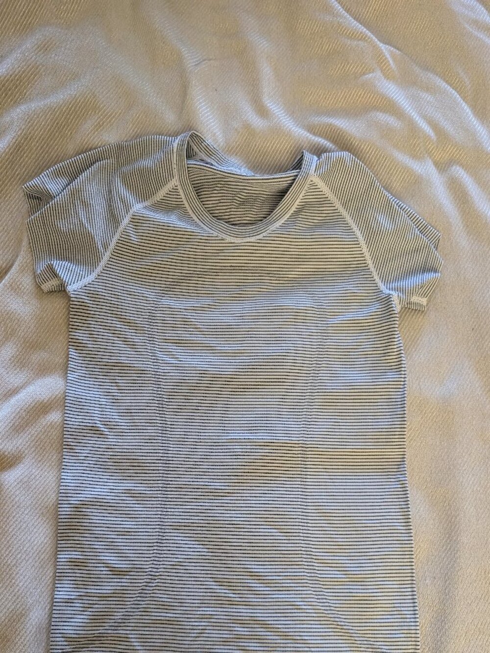 Lululemon T-Shirt - Knit
